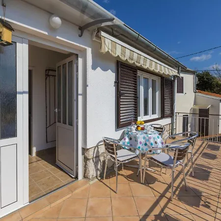 House Maya Apartman Grizane-Belgrad