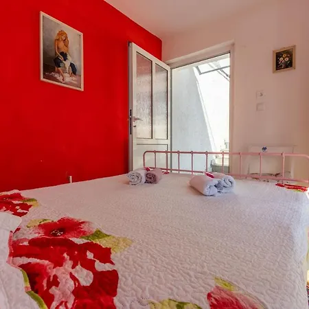 House Maya * Grizane-Belgrad