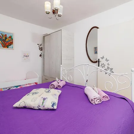 House Maya Grizane-Belgrad