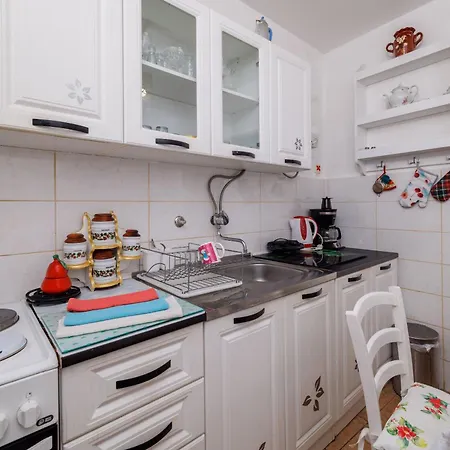 House Maya * Grizane-Belgrad