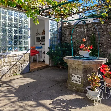 House Maya Grizane-Belgrad