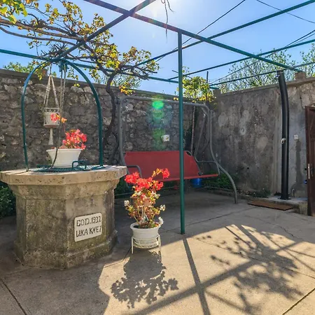 House Maya Apartman Grizane-Belgrad