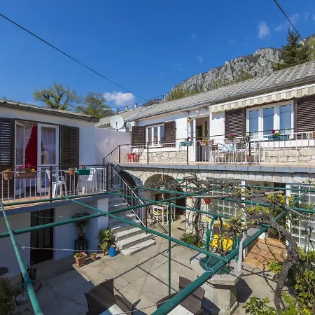 House Maya Grizane-Belgrad