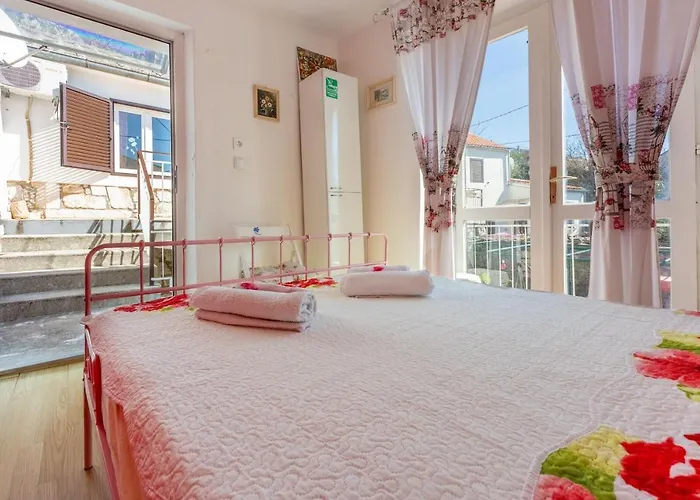 Apartament House Maya Grižane